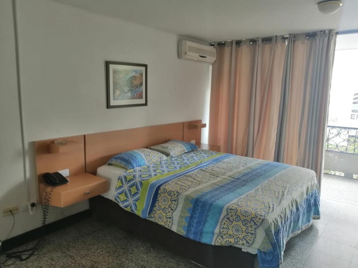 Hotel Del Oeste Cali Εξωτερικό φωτογραφία