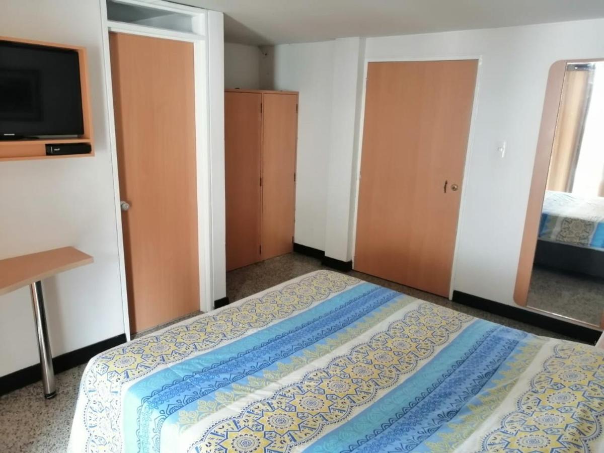 Hotel Del Oeste Cali Εξωτερικό φωτογραφία