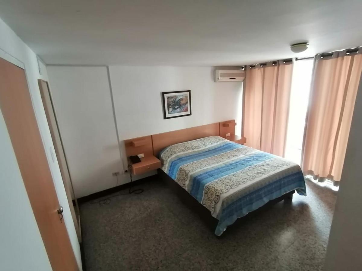 Hotel Del Oeste Cali Εξωτερικό φωτογραφία