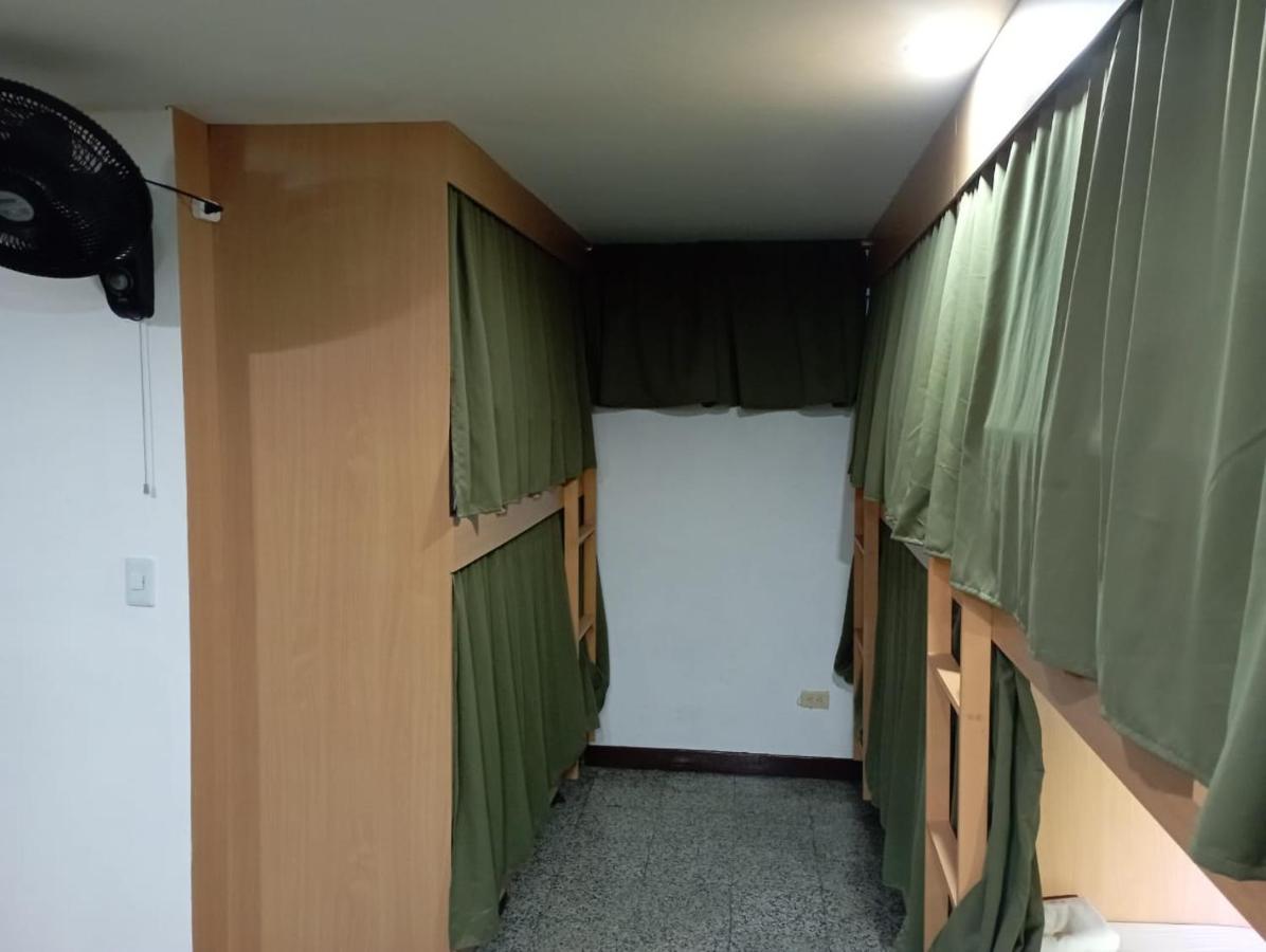 Hotel Del Oeste Cali Εξωτερικό φωτογραφία